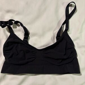 SKIMS black shapewear bra